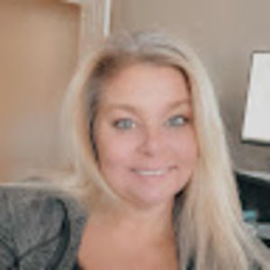 Meet your Posher, Tina